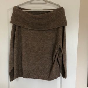 H&M off the shoulder sweater